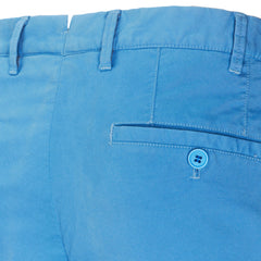 hellblau
