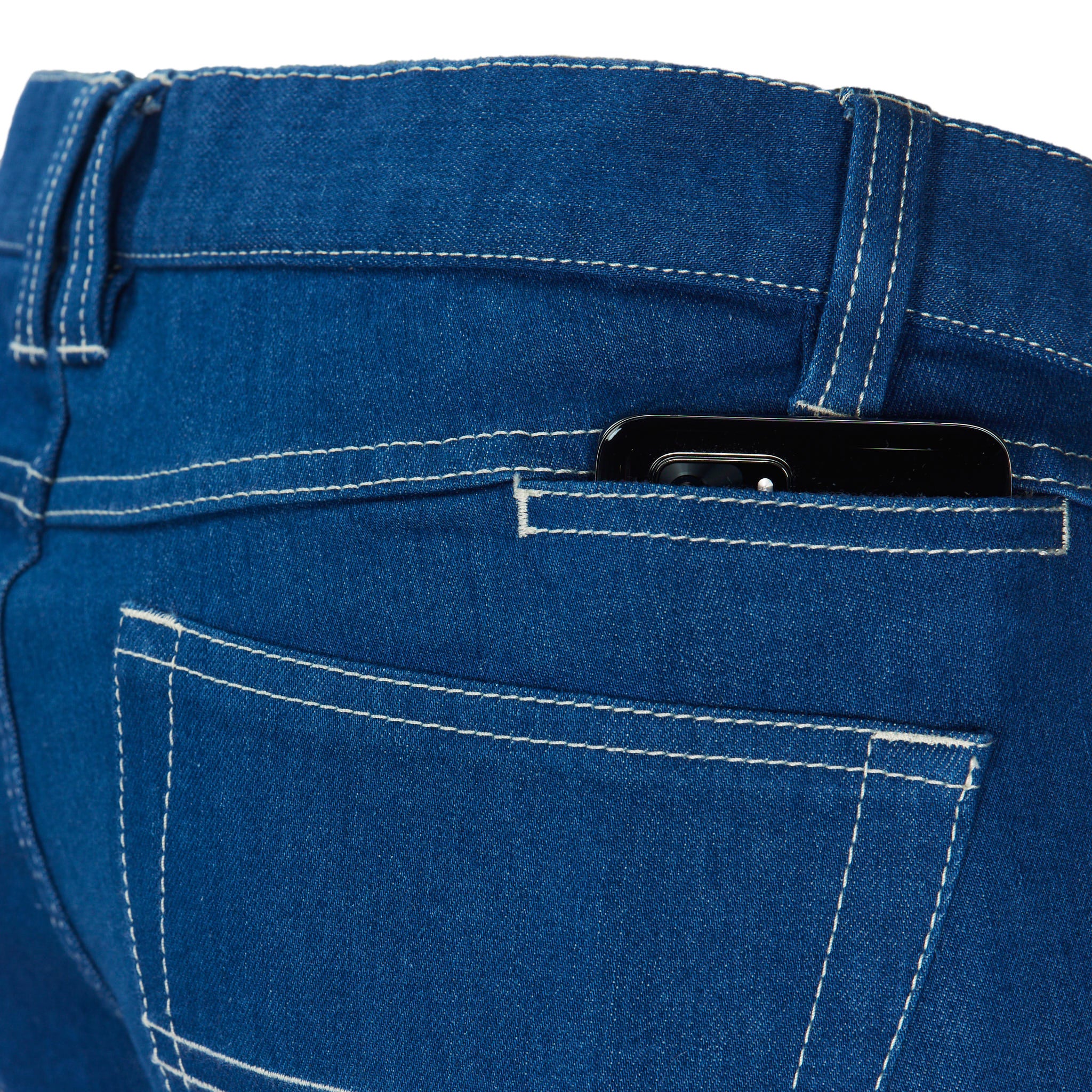 mittelblau